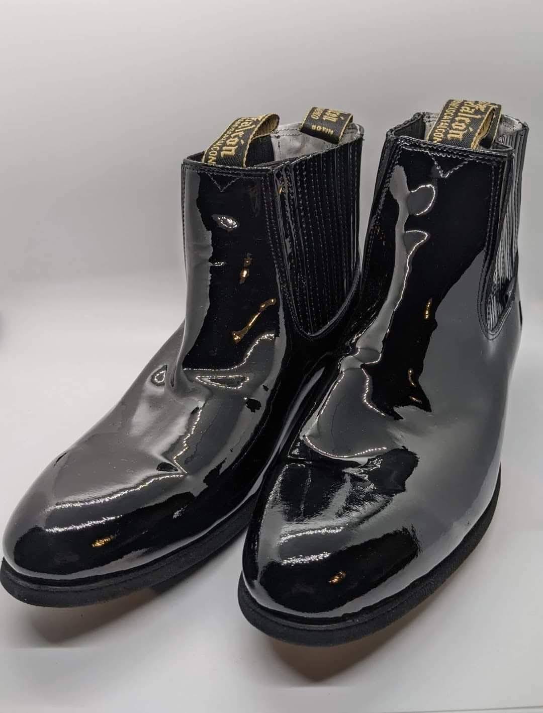 Black patent leather mariachi botines with elastic side panels